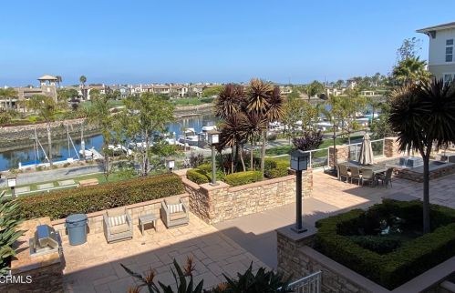 1447 Windshore Way, Oxnard CA 93035-1405 exterior