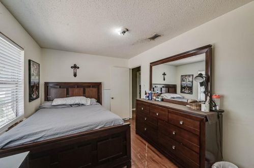 1614 4th St, Irving TX 75060-3111 exterior