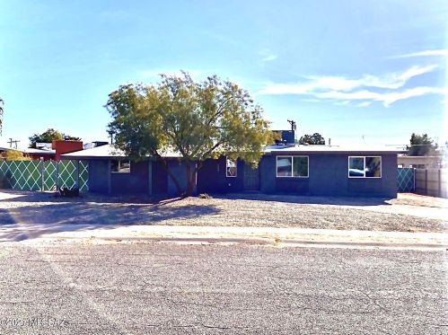 6802 17th St, Tucson, AZ 85710-4704