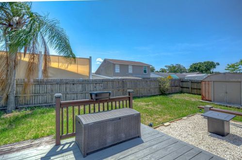 12527 Cardiff Dr, Tampa FL  33625-6593 exterior