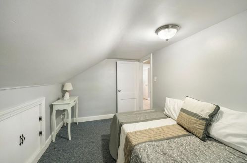 268 Morin St, Woonsocket RI  02895-2333 exterior