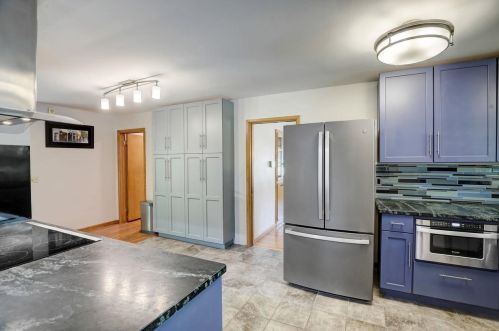 4510 Odana Rd, Madison WI  53711-1445 exterior