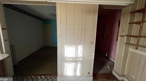 225 Cromwell Ter, Washington DC 20002-1029 exterior