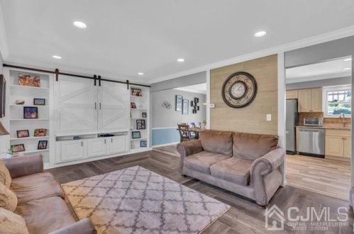 3 Throckmorton Ct, Old Bridge NJ 08857 exterior