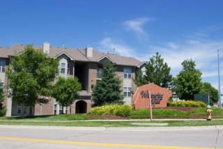 2510 109th Plz, Omaha NE  68164-3865 exterior