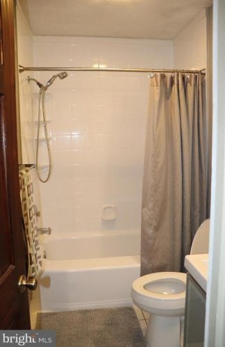 4617 6 St, Washington DC 20032-3502 exterior