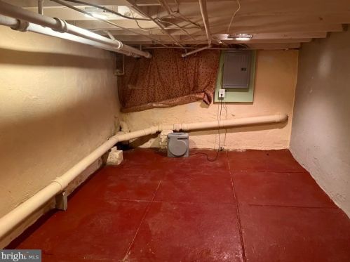 2969 Aramingo Ave, Philadelphia PA 19134-4404 exterior