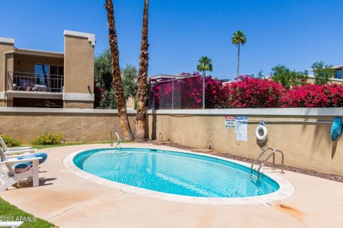 4615 22nd St, Phoenix AZ 85040-2595 exterior