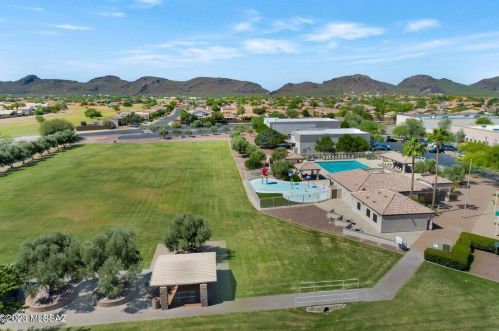 7536 Cosmic Sky Dr, Tucson AZ  85743-5519 exterior