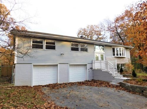 48 Monroe Dr, Poughkeepsie, NY 12601-6019