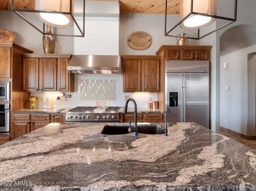 39618 12 St, Phoenix AZ 85086-8850 exterior