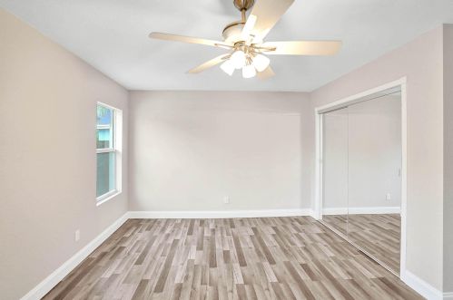 277 12th St, Boca Raton FL  33432-7170 exterior