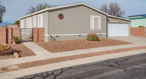 6115 House Rock Ln, Tucson, AZ 85756-8947