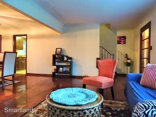 2025 Beverly Hills Dr, Cleveland OH  44143-1311 exterior