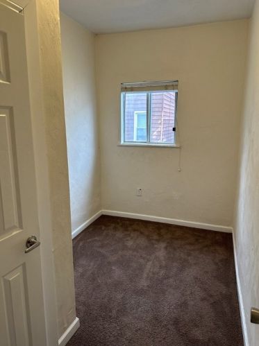 2011 Gregory St, Pittsburgh PA  15203-1641 exterior