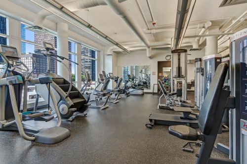 415 North Water St, Chicago IL  60611-5594 exterior