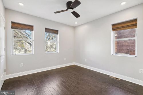 1741 Gales Pl, Washington DC 20002-7207 exterior