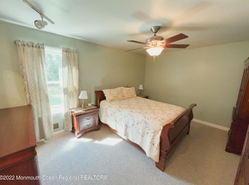 24 Anita Dr, Jackson Twp NJ 08527-4901 exterior