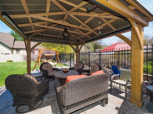 2161 Lorita Way, Sandy UT 84093-6514 exterior