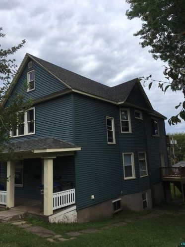 2110 7th St, Duluth, MN 55806-3905