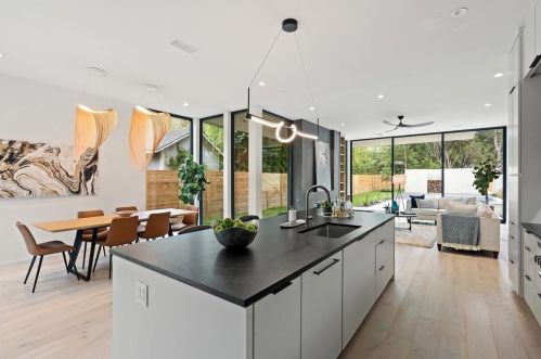 703 Fletcher St, Austin TX exterior