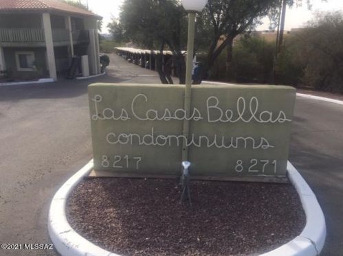 8263 Oracle Rd, Tucson AZ  85704-6400 exterior