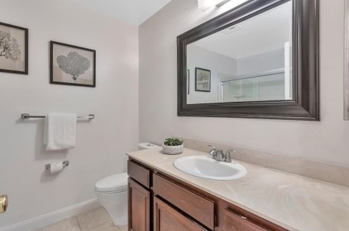 1108 Abbott Ave, Milpitas CA 95035-2922 exterior