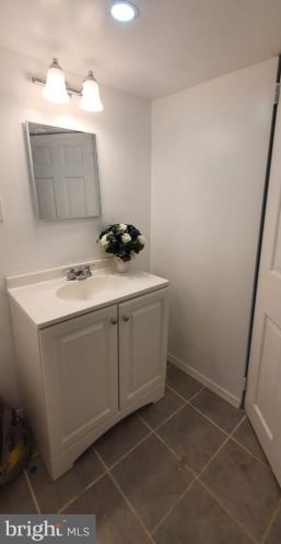 636 Lime St, Lancaster PA  17602-4326 exterior