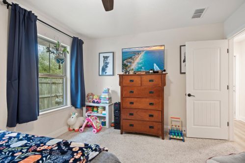 9088 Tara Cir, Milton FL 32583-8147 exterior