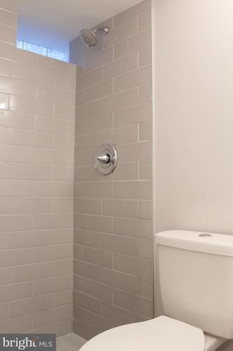 343 Christian St, Philadelphia PA 19147-4004 exterior