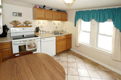 5610 Martin Dr, Milwaukee WI 53208-2534 exterior