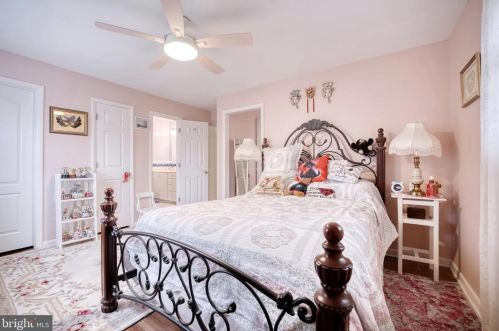 15300 Beaufort Pl, Silver Spring MD  20905-4202 exterior