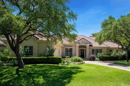 26 Drifting Wind Run, Austin TX  78738-1437 exterior