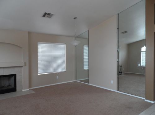 627 Shannon St, Chandler AZ  85225-3911 exterior