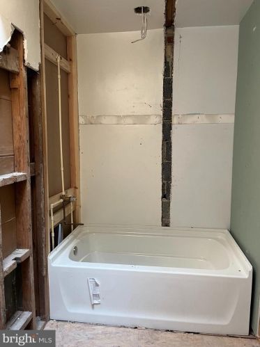 2221 15 St, Washington DC 20018-1222 exterior