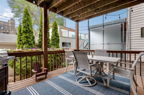 1127 Wrightwood Ave, Chicago IL  60614-1314 exterior