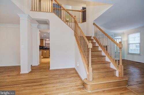 6356 Alderman Dr, Alexandria, VA 22315-3731