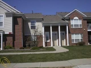 16744 Dover Dr, Northville MI  48168-6504 exterior