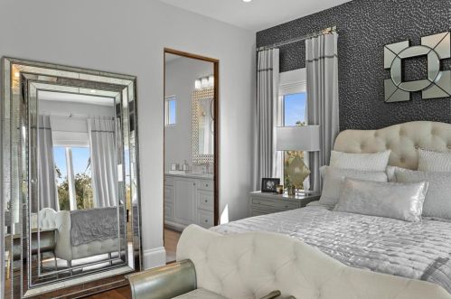 2621 Dundee St, Tampa FL  33629-7516 exterior