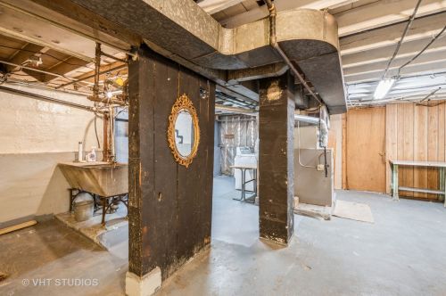 1227 73rd St, Chicago IL 60638-5918 exterior