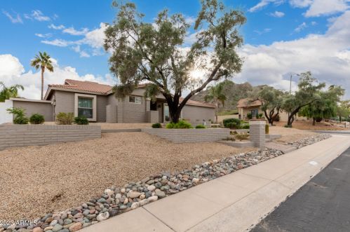 2301 Cortez St, Phoenix AZ  85029-3446 exterior