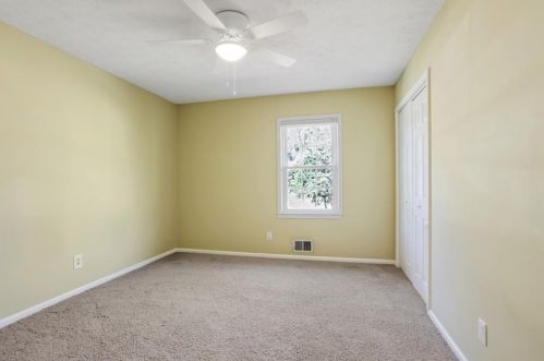 6768 Lockridge Dr, Atlanta GA 30360-1561 exterior