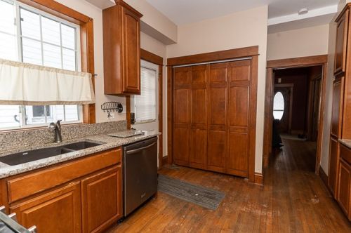 905 Tappan St, Bull Valley IL 60098-2451 exterior