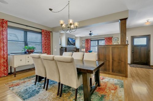 916 21st Ave, Sartell MN 56377-2465 exterior