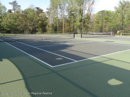 1 Gladstone Ave, Lakehurst NJ 08759-6626 exterior