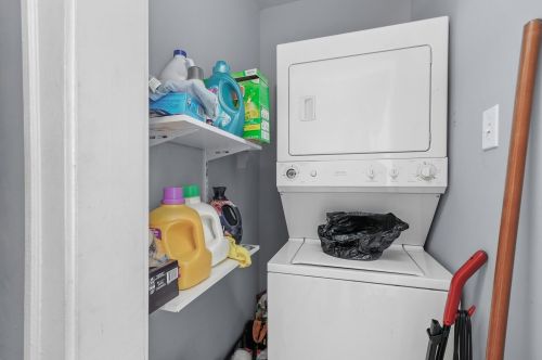 7235 Washtenaw Ave, Chicago IL  60645-1435 exterior