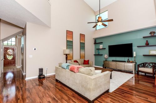 11322 Glenmont Dr, Tampa FL 33635-1533 exterior