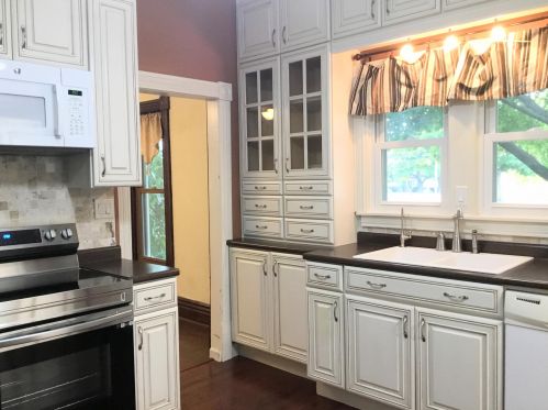 208 4 St, Shepherd MI 48883-9105 exterior