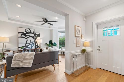 162 Adams St, Washington DC  20001-1601 exterior