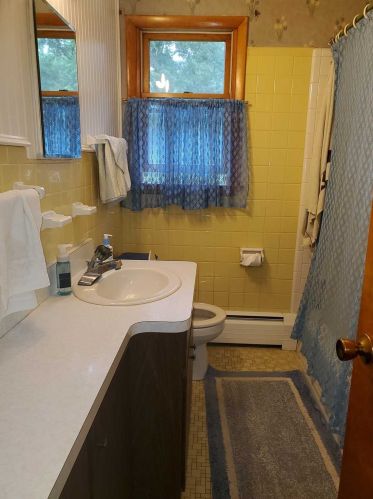 10 Idlewild Dr, Poughkeepsie NY 12601-6600 exterior